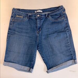 Levi’s Blue Denim Shorts 16 💙💙💙